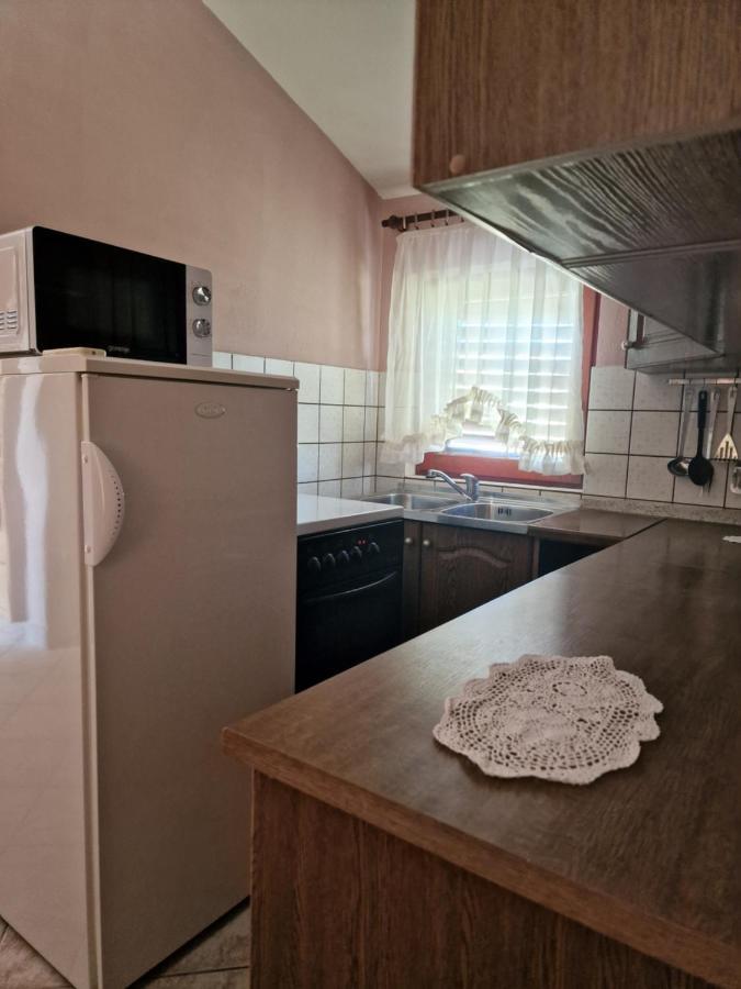 Apartmani Vesna Vir Eksteriør bilde